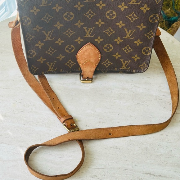 Louis Vuitton Monogram Cartouchiere GM - Picture 6 of 9